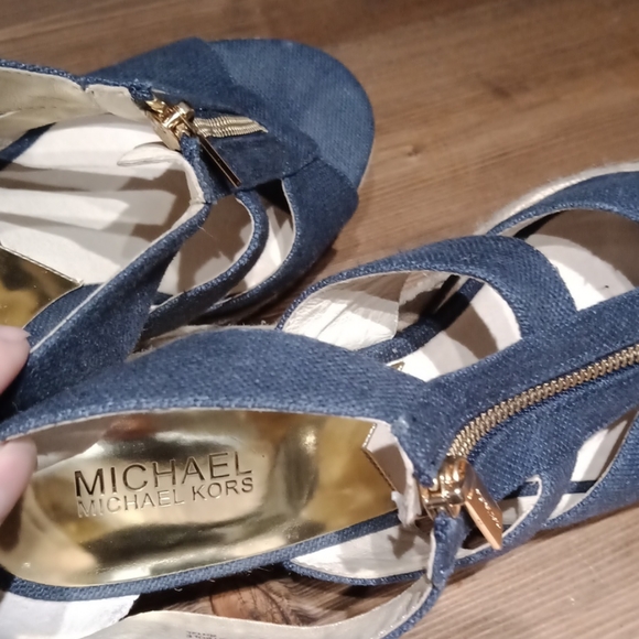 Michael Kors wedges - Picture 4 of 8